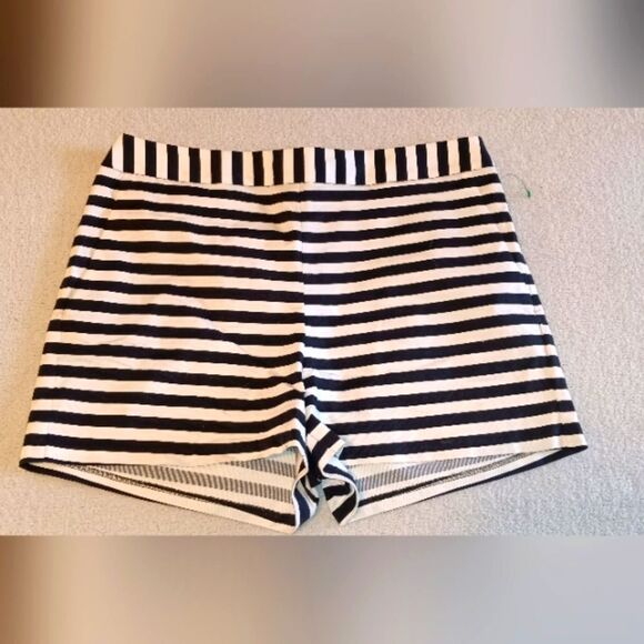 Elevate Your Summer Style with Black and White Striped Dress Shorts by Express - Picture 4 of 11